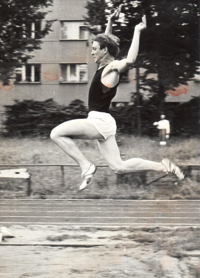 JarJon dalka v HK.jpg